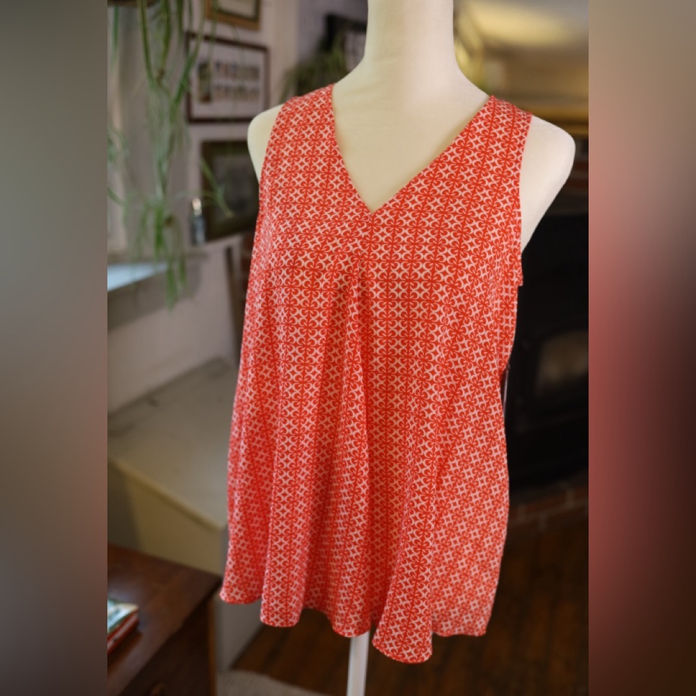 Vince Camuto Coral Patterned Tank Top
